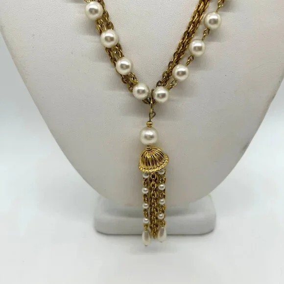 Vintage Faux Pearl Necklace Triple Strand Gold-Tone Chain Tassel Pendant 1970s - Picture 6 of 13